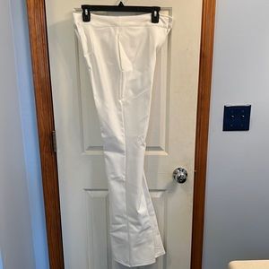 Forever 21 casual white pants size medium